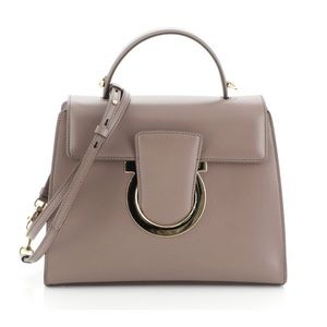 ✨HOST PICK✨ Salvatore Ferragamo Thalia Leather Drop Top Bag 💼